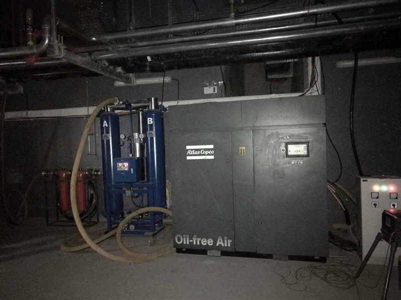 1-21121R3164b22 (1).jpg