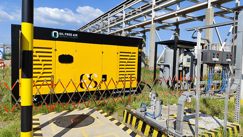 柴驅無油空壓機租賃現(xiàn)場